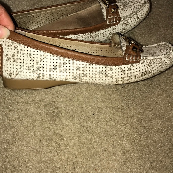 Mk Loafers - Picture 2 of 3